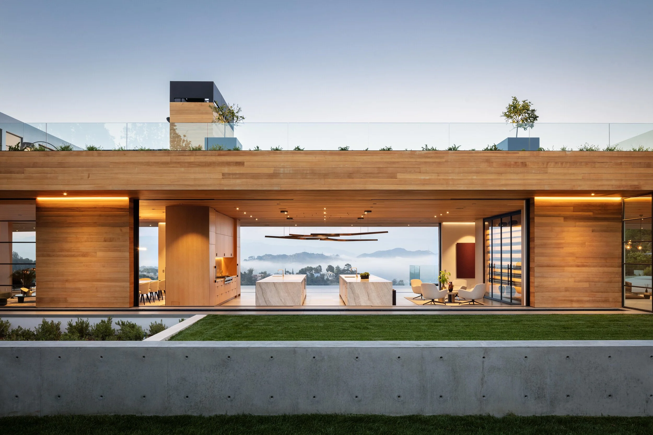 トップス house on the hill 80 CARLA RIDGE HOUSE, Trousdale Estates, Beverly Hills, CA